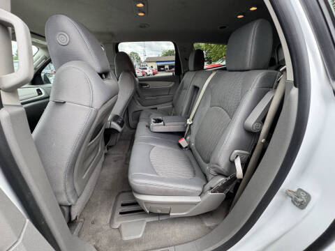 2017 Chevrolet Traverse LS