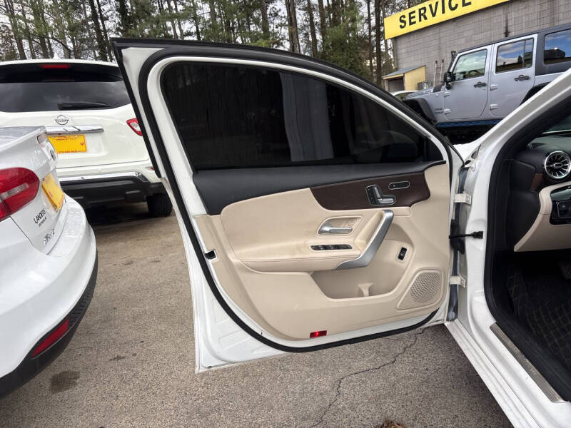 2019 Mercedes-Benz A-Class A 220