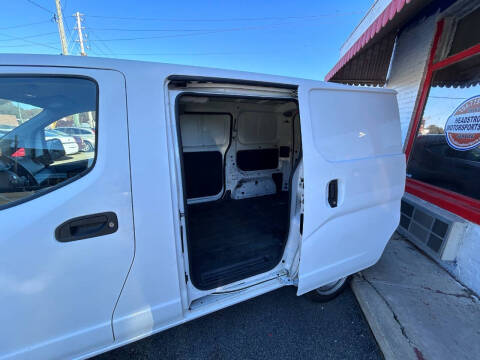 2015 Nissan NV200 S