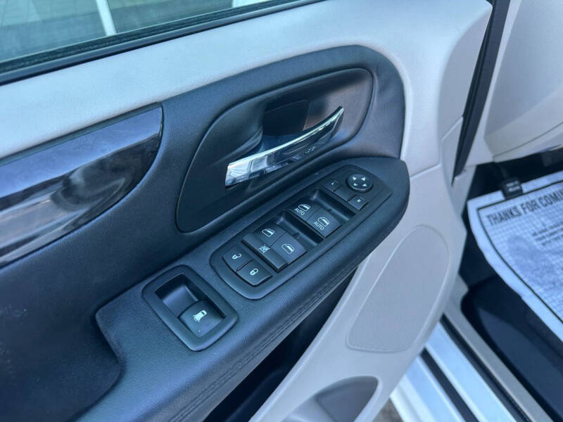 2017 Dodge Grand Caravan SE