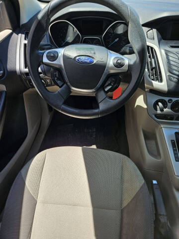 2013 Ford Focus SE