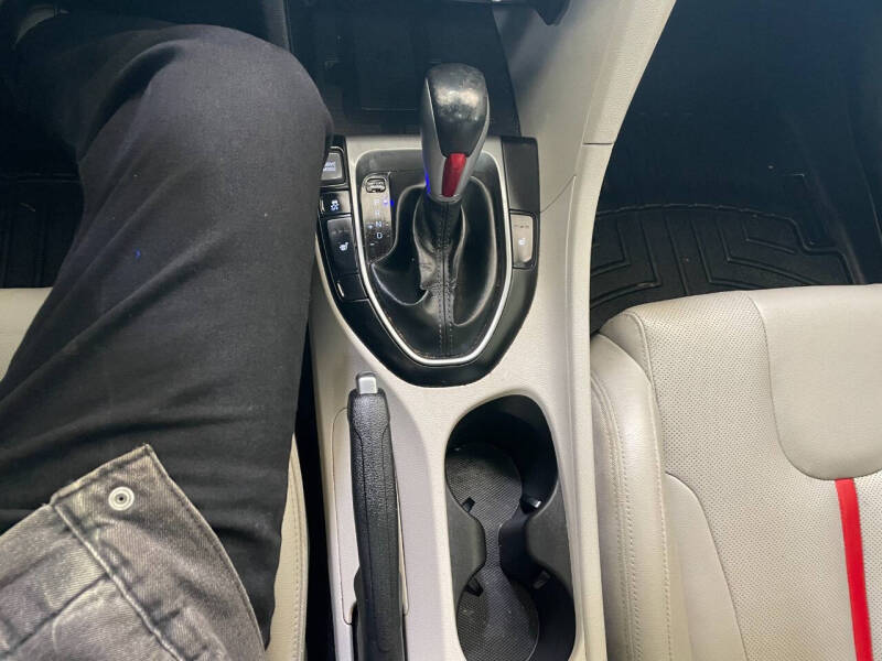 2019 Hyundai Veloster Turbo R-Spec