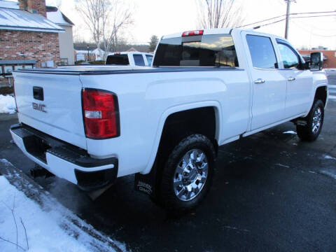 2017 GMC Sierra 2500HD Denali