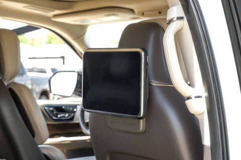 2023 Lincoln Navigator L Reserve