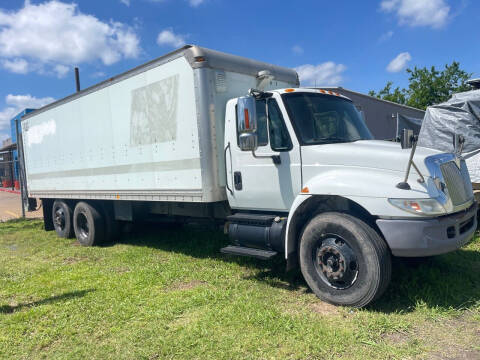 2005 International 4400 for sale at Suave Motors in Houston TX