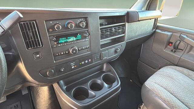 2024 Chevrolet Express LT 3500