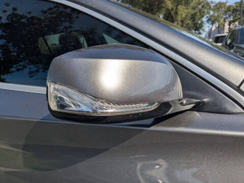 2018 Infiniti QX30 Essential