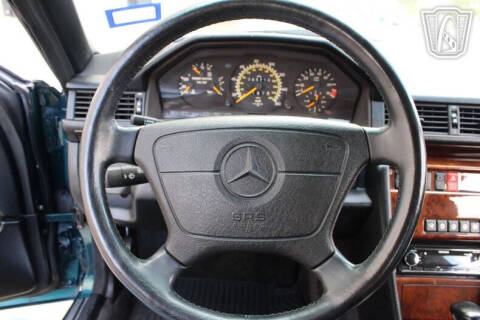 1994 Mercedes-Benz E-Class E 320