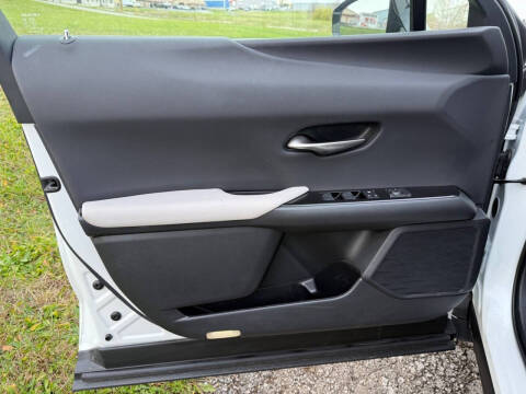 2023 Lexus UX 250h Premium