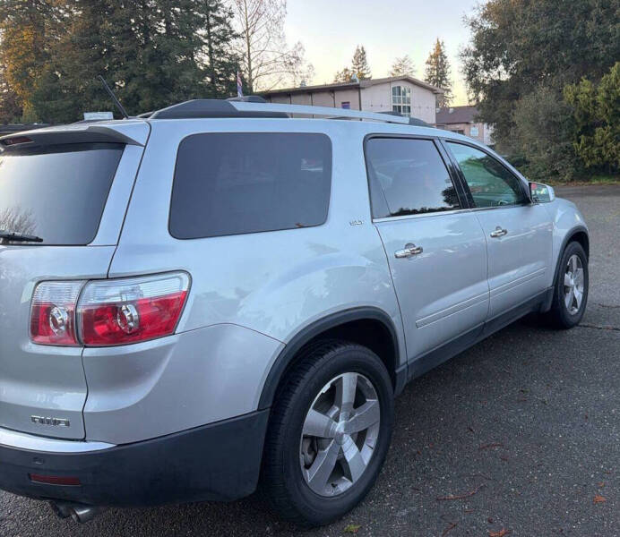 2011 GMC Acadia SLT-2