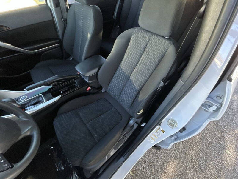 2022 Mitsubishi Eclipse Cross LE