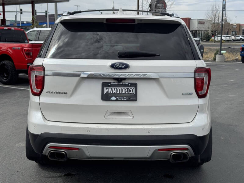 2016 Ford Explorer Platinum
