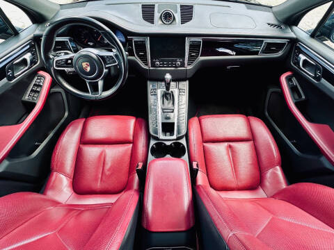 2018 Porsche Macan