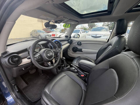 2015 MINI Hardtop 2 Door Cooper
