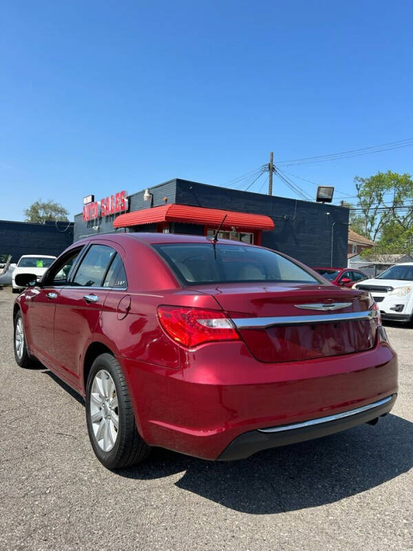 2012 Chrysler 200 Limited photo 6