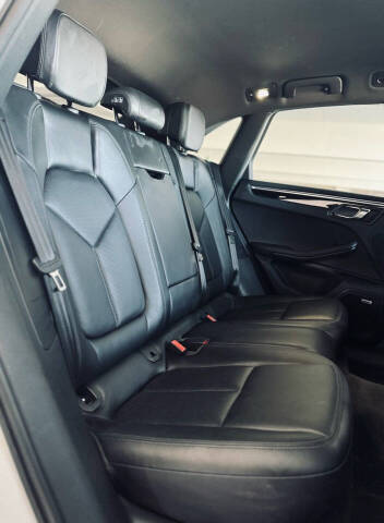 2015 Porsche Macan S