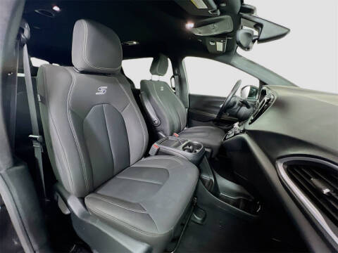 2018 Chrysler Pacifica Touring Plus