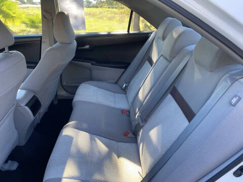 2012 Toyota Camry LE