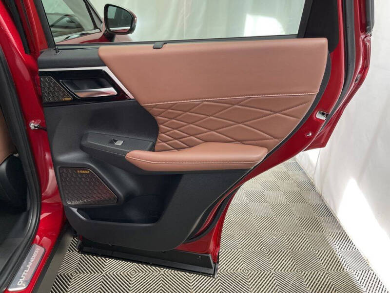 2026 Mitsubishi Outlander SEL