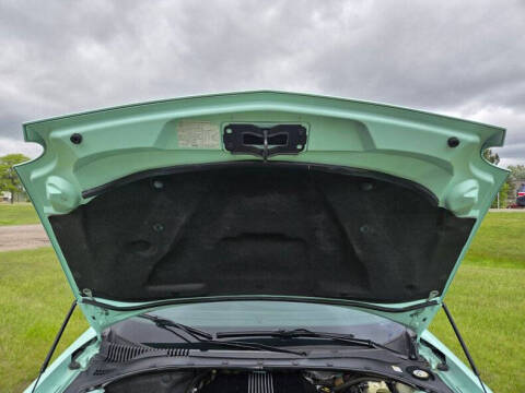 2004 Ford Thunderbird Deluxe