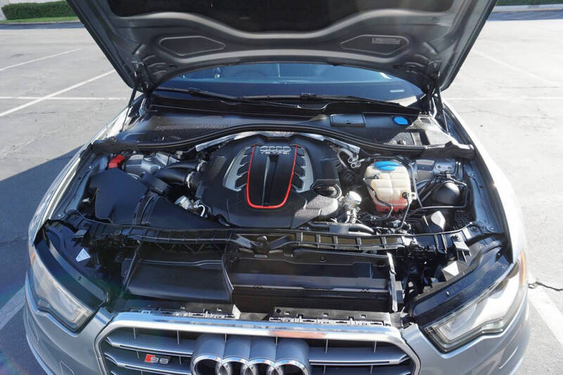 2013 Audi S6 4.0T quattro Prestige