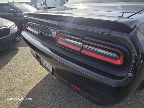 2016 Dodge Challenger R/T Plus
