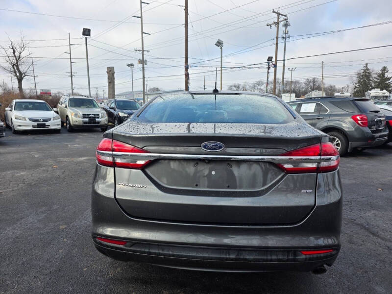 2017 Ford Fusion SE