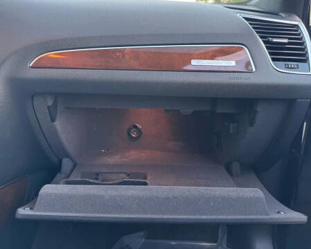 2012 Audi Q5 2.0T quattro Premium Plus