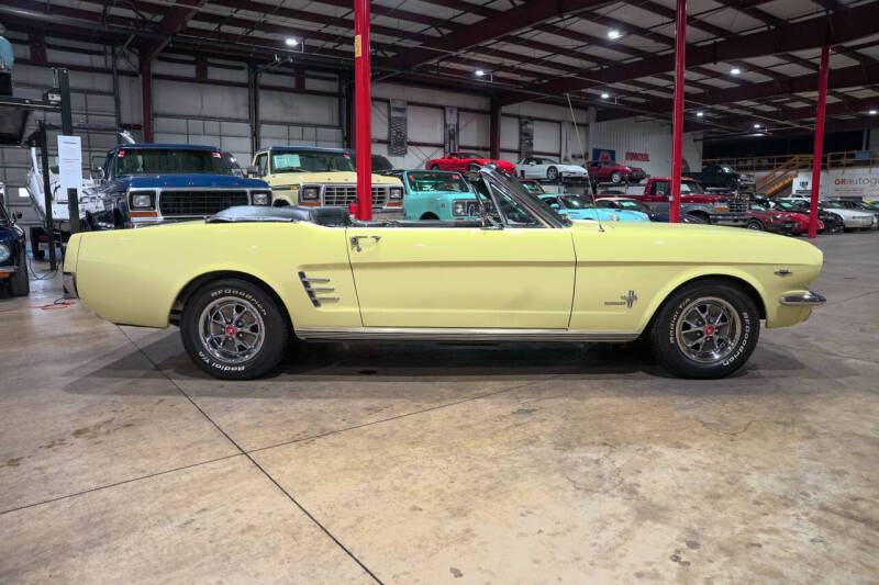 1966 Ford Mustang