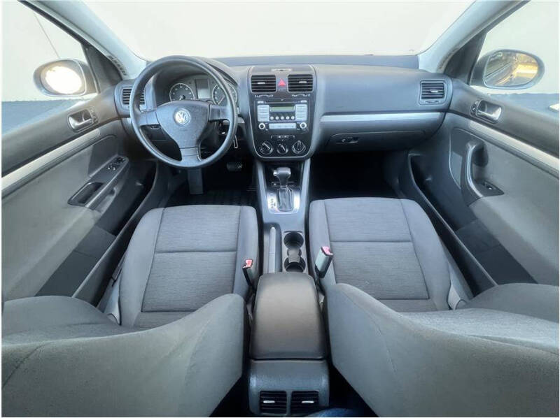 2009 Volkswagen Rabbit S PZEV