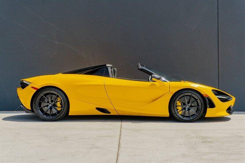 2023 McLaren 720S Spider