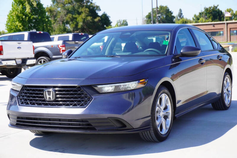 2023 Honda Accord LX's photo