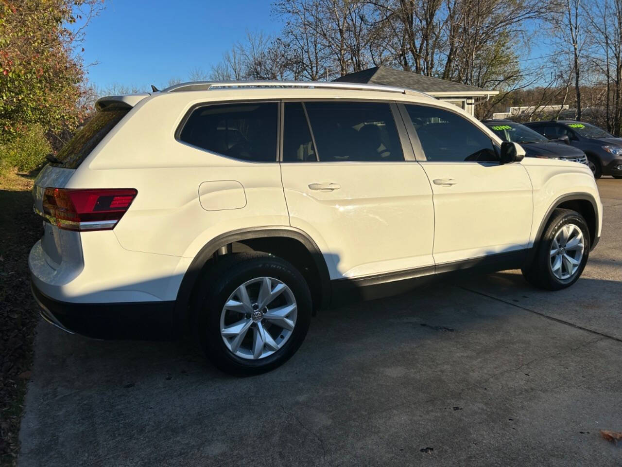 2018 Volkswagen Atlas for sale at Car Connection in Harrison, AR