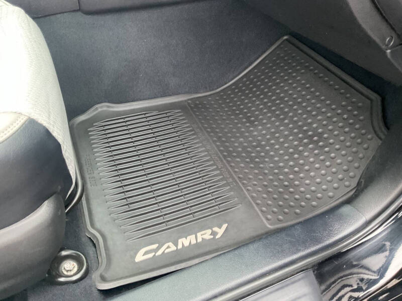 2015 Toyota Camry SE