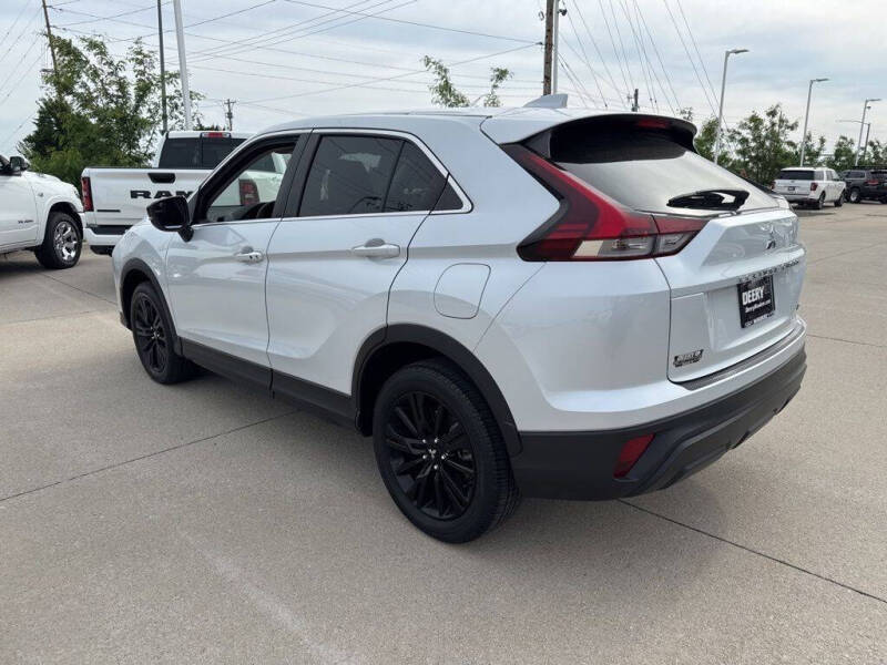 2024 Mitsubishi Eclipse Cross LE