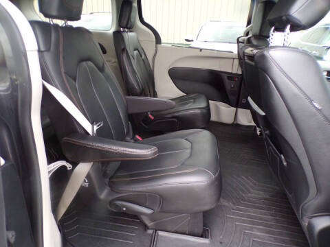 2020 Chrysler Pacifica Touring L Plus