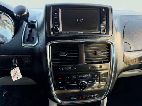 2011 Dodge Grand Caravan Crew