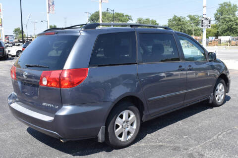2006 Toyota Sienna LE 7 Passenger