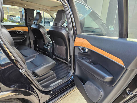 2025 Volvo XC90 B6 Plus Bright Theme 7P