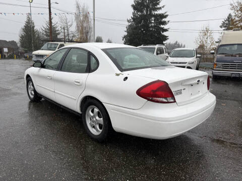 2006 Ford Taurus SE