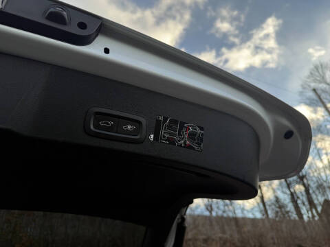 2019 Volvo XC40 T5 R-Design