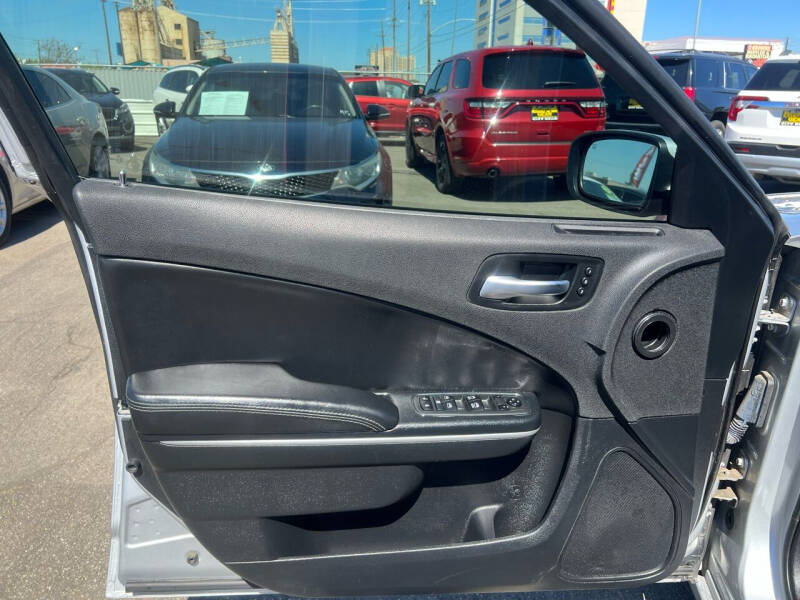 2020 Dodge Charger SXT