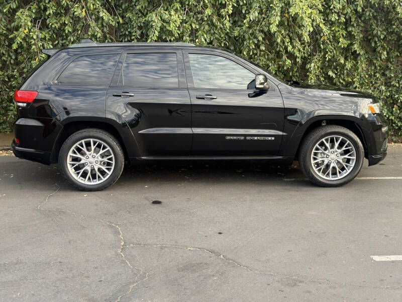 2017 Jeep Grand Cherokee Summit