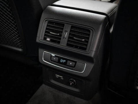 2023 Audi Q5 quattro Premium 40 TFSI