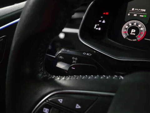 2019 Audi Q8 quattro Prestige 55 TFSI