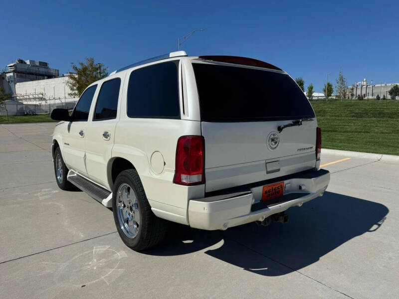 2004 Cadillac Escalade