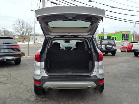 2019 Ford Escape SE