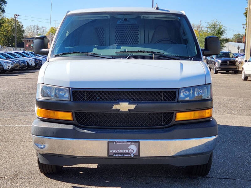 2020 Chevrolet Express 2500