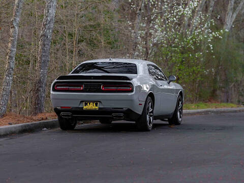 2021 Dodge Challenger SXT