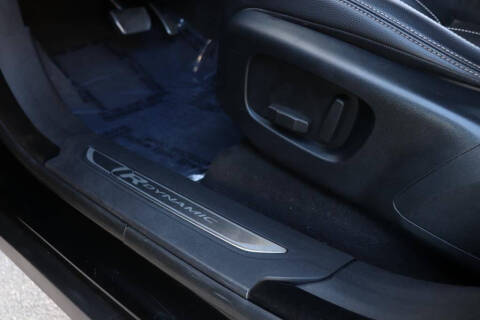 2018 Land Rover Range Rover Velar P380 R-Dynamic SE